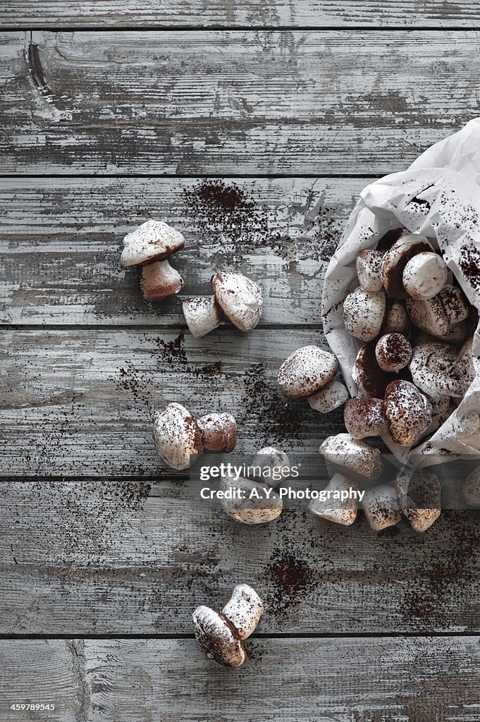 Meringue Mushrooms