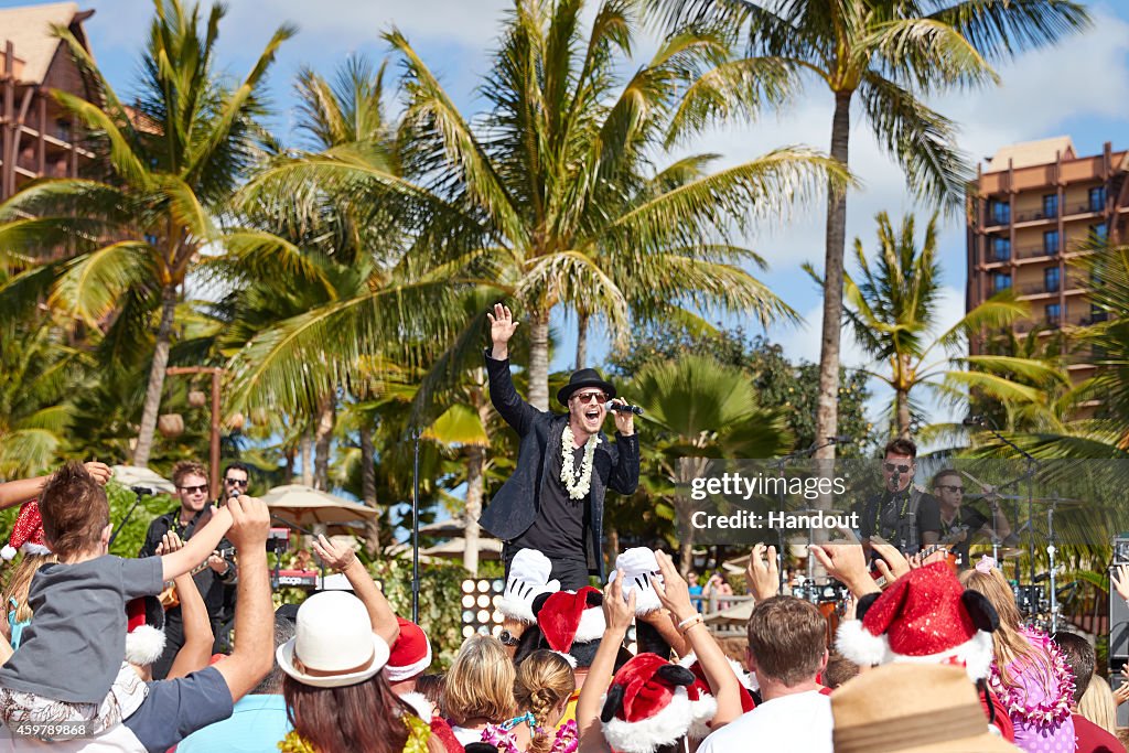 Sarah Hyland, Gavin DeGraw, Laura Marano Tape 'Disney Parks Frozen Christmas Celebration' At Aulani In Hawaii