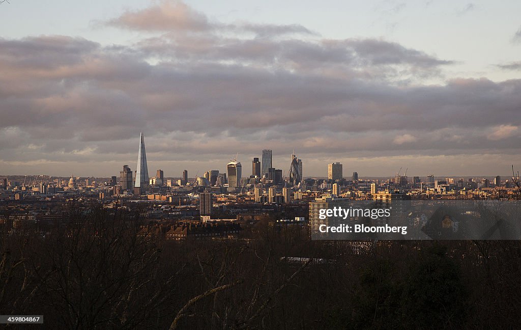 Views Of The City Of London And The Canary Wharf Business & Financial District