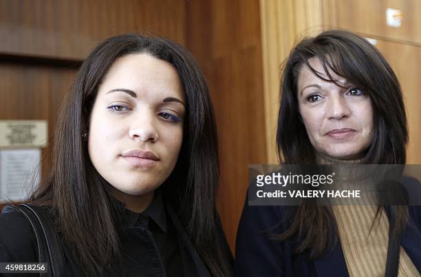 Manon Serrano and her mother Sophie Serrano answer journalists' questions, on December 1, 2014 at Grasse courthouse, after a hearing regarding the 12...