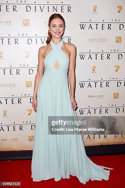 Olga Kurylenko arrives at the World Premier of "The Water Diviner" at the State Theatre on December 2, 2014 in Sydney, Australia.