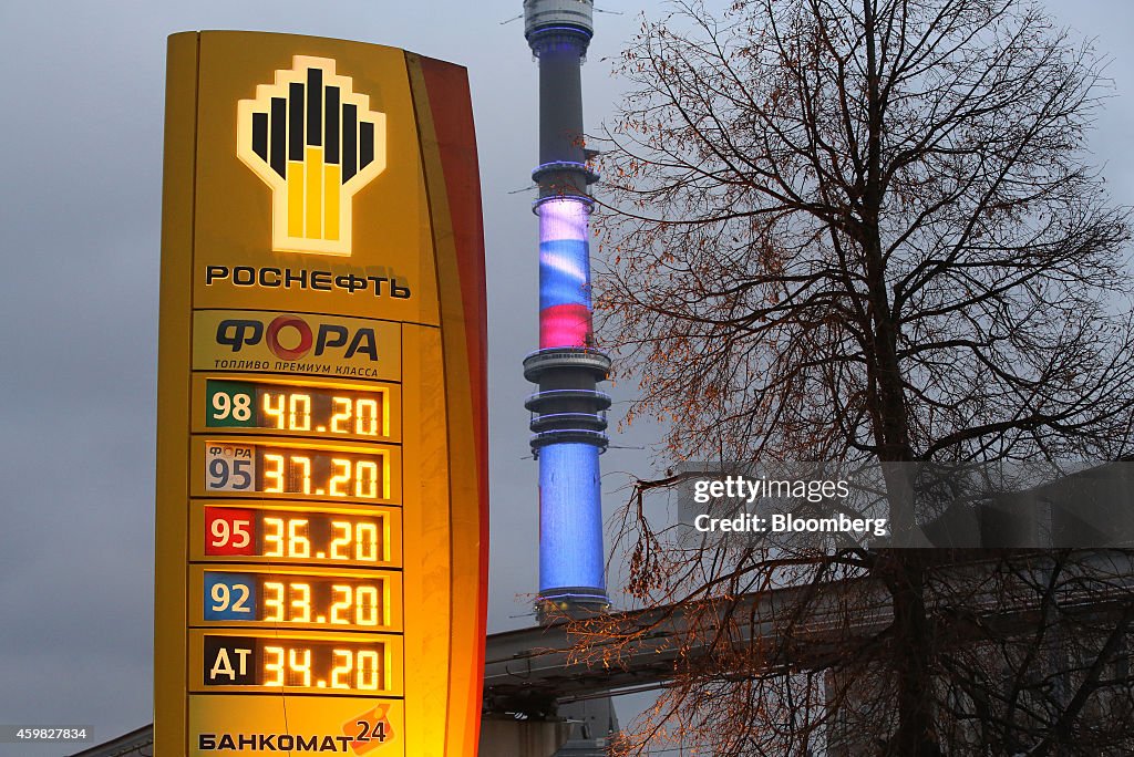 Fuel Prices At Russian Gas Stations As Oil Price Drops