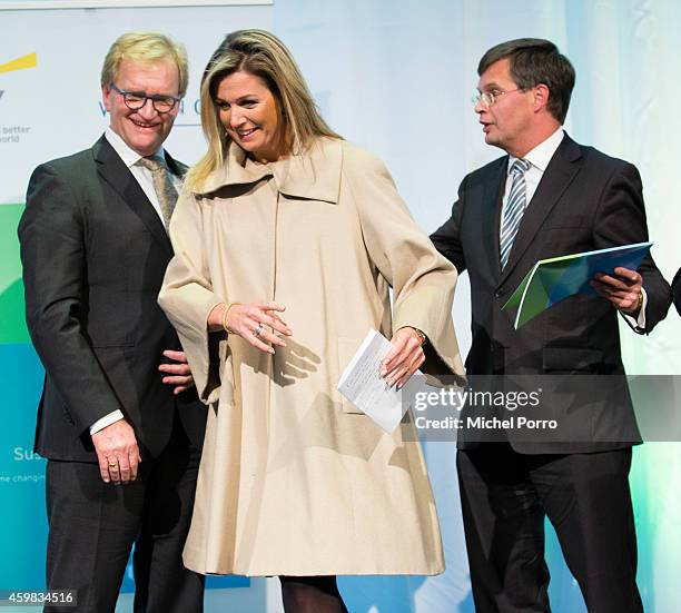 Hans de Boer, Queen Maxima of The Netherlands and Jan Peter Balkenende attend the presentation ceremony of the Dutch Sustainable Growth Report on...