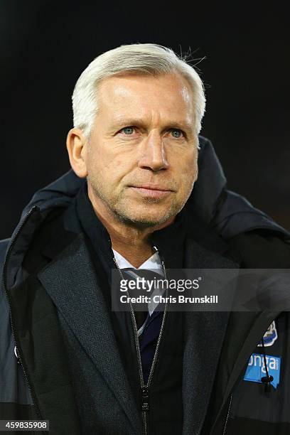 Alan Pardew manager of Newcastle United looks on during the Barclays Premier League match between Burnley and Newcastle United at Turf Moor on...