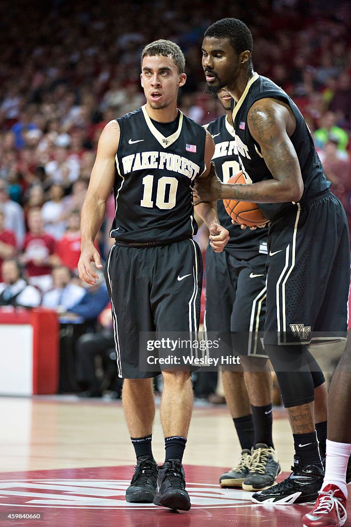 Wake Forest Demon Deacons v Arkansas Razorbacks