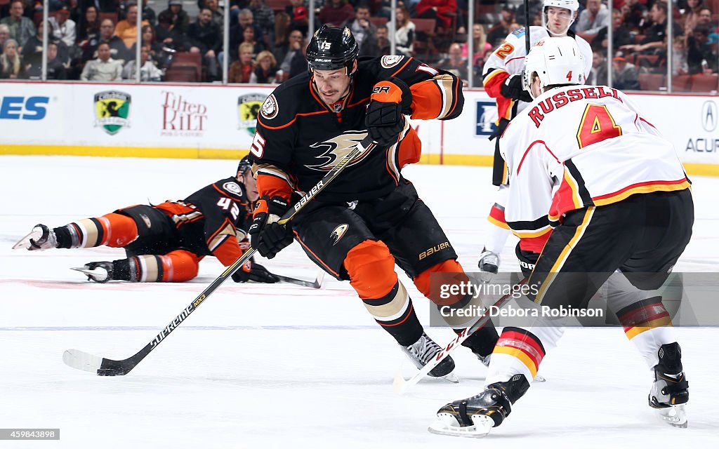 Calgary Flames v Anaheim Ducks