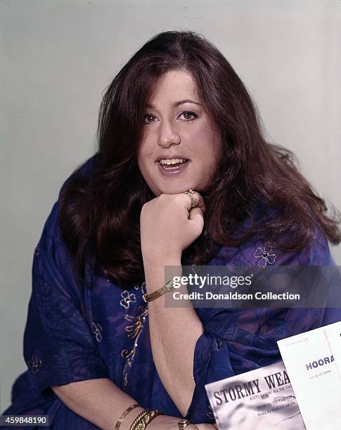 Singer Cass Elliot poses for a portrait circa 1970.