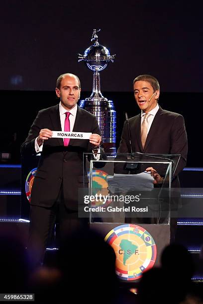 Sergio Jadue President of the Chilean Football Association holds the name of Monarcas during the Official Draw of the 56th Copa Bridgestone...