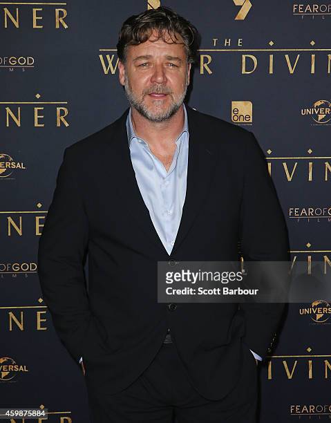 Russell Crowe arrives at the Melbourne Premier of "The Water Diviner" at Rivoli Cinema on December 3, 2014 in Melbourne, Australia.