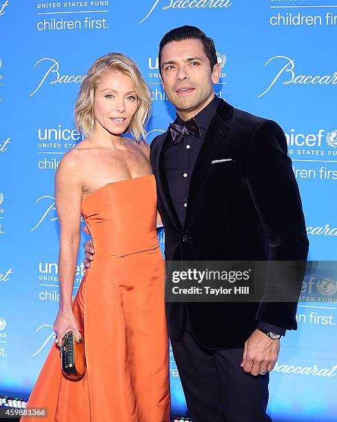 Kelly Ripa and Mark Consuelos attend the 10th Annual UNICEF Snowflake Ball at Cipriani Wall Street on December 2, 2014 in New York City.