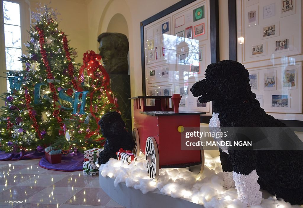 US-HOLIDAY-WHITE HOUSE-DECORATIONS