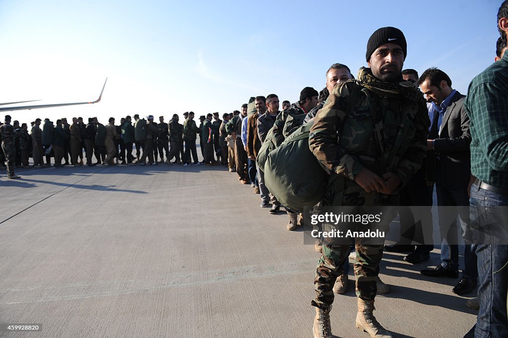 First group of Iraqi Peshmerga in Kobani return home