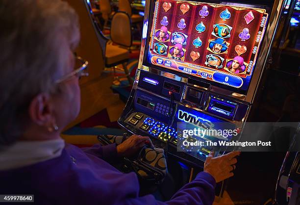 Mr. Cook Slot Machine 106 Penny Slot Stock Photos, High-Res Pictures, and Images - Getty Images