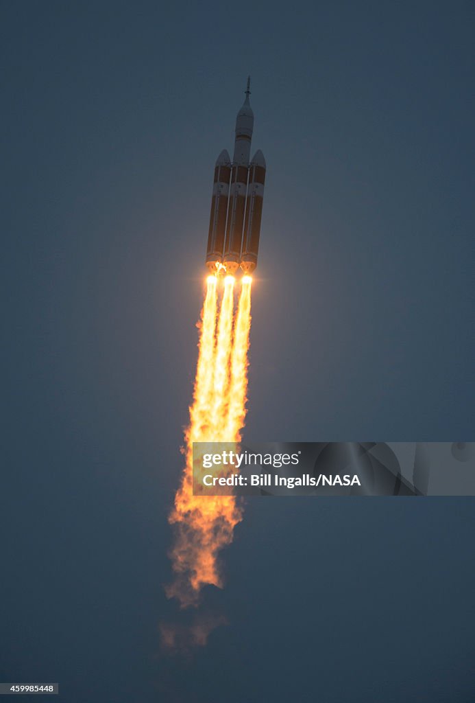 NASA's Orion Spacecraft Launches Unmanned Test Flight