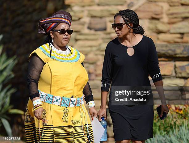 Mapisa 165 Nosiviwe Mapisa Nqakula Photos & High Res Pictures - Getty Images