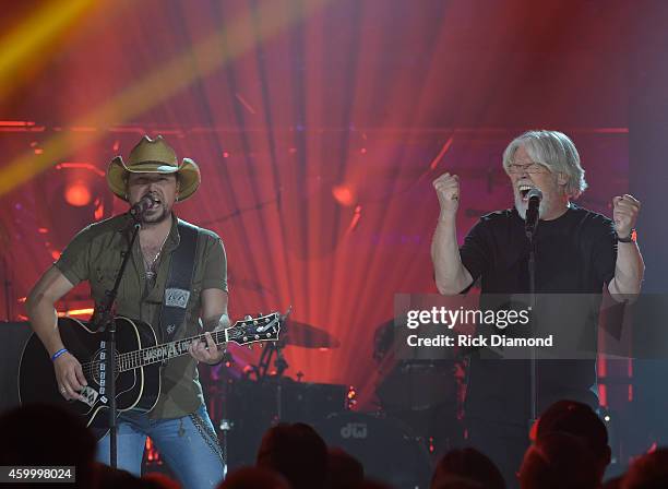 Jason Aldean and Bob Seger perform during the taping of CMT Crossroads: Bob Seger And Jason Aldean at The Factory on October 28, 2014 in Franklin,...