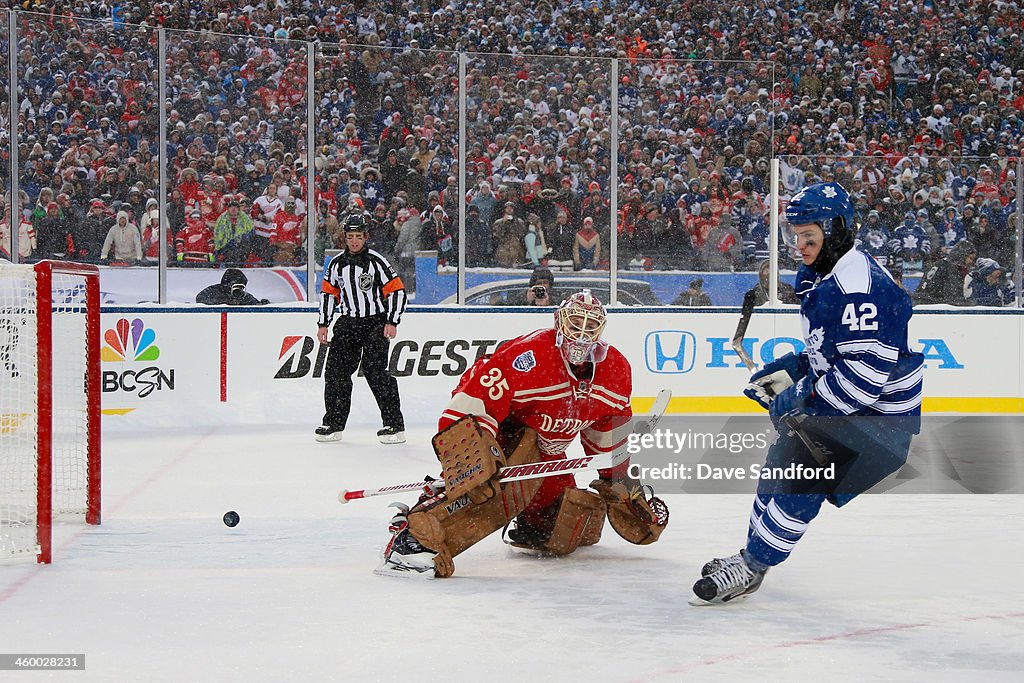 2014 Bridgestone NHL Winter Classic - Toronto Maple Leafs v Detroit Red Wings