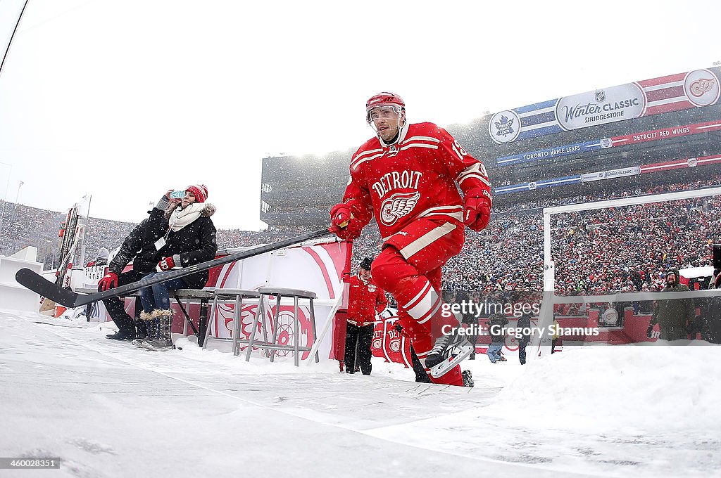 2014 Bridgestone NHL Winter Classic - Toronto Maple Leafs v Detroit Red Wings