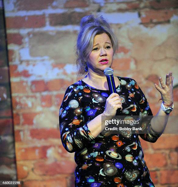 Caroline Rhea Hit 43 Caroline Rhea Performs At I Play America Stock Photos, High-Res ...