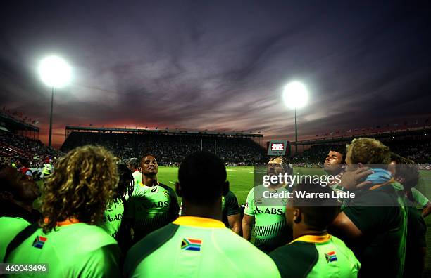 The South African team gather after beating New Zealand in the Cup semi-final during day two of the Emirates Dubai Sevens - HSBC Sevens World Series...