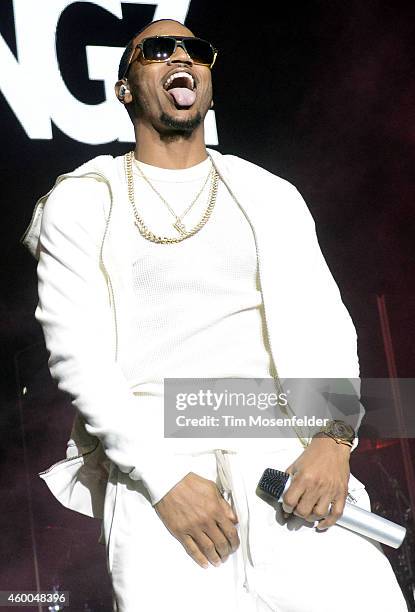 Trey Songz performs during Power 106.1 Cali Christmas at The Forum on December 5, 2014 in Inglewood, California.