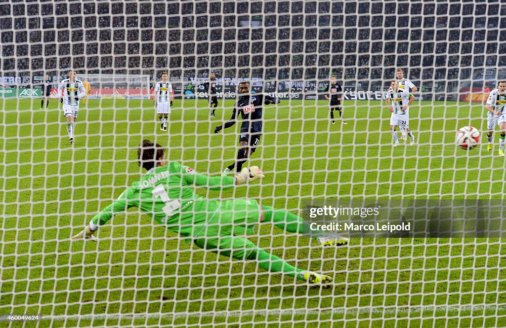 Borussia Moenchengladbach v Hertha BSC - Bundesliga