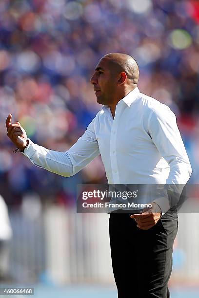 Ariel Pereira head coach of La Calera shouts instructions to his players during a match between Universidad de Chile and La Calera as part of 17th...