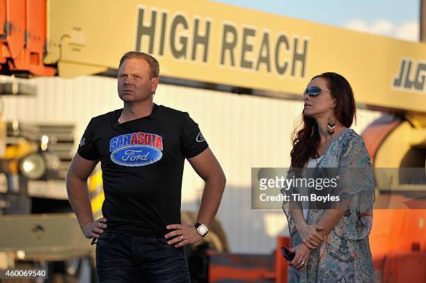 Nik Wallenda stands with his wife Erendira before walking a high wire over Sarasota Ford on December 6, 2014 in Sarasota, Florida.