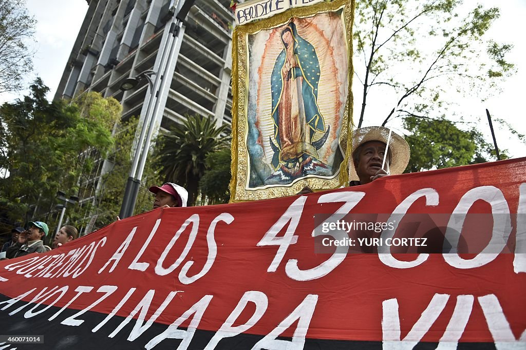 MEXICO-CRIME-STUDENTS-PROTEST