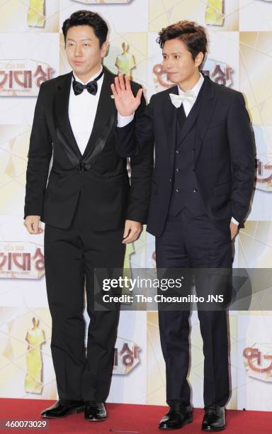 Kim Su-Ro and Kim Min-Jong arrive at the red carpet of the 2013 SBS drama awards at SBS Prism Tower on December 31, 2013 in Seoul, South Korea.