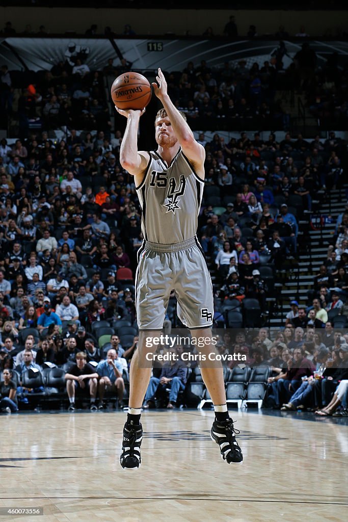 Minnesota Timberwolves v San Antonio Spurs