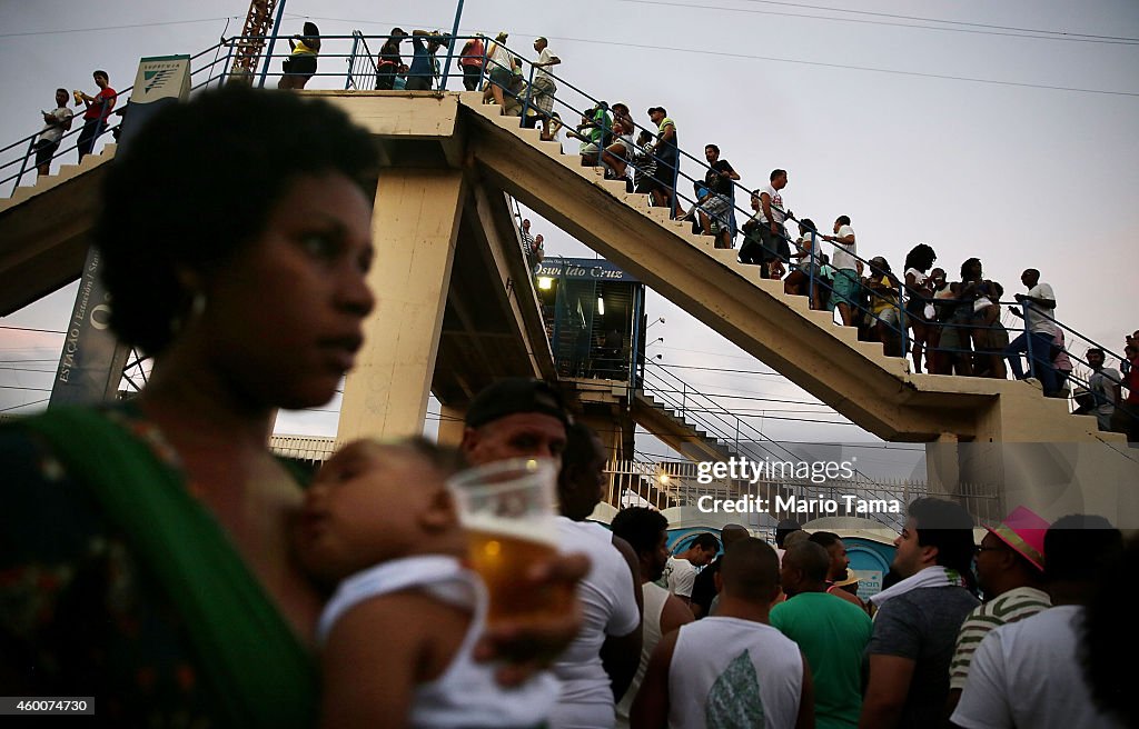 Annual Samba Train Held In Rio De Janeiro