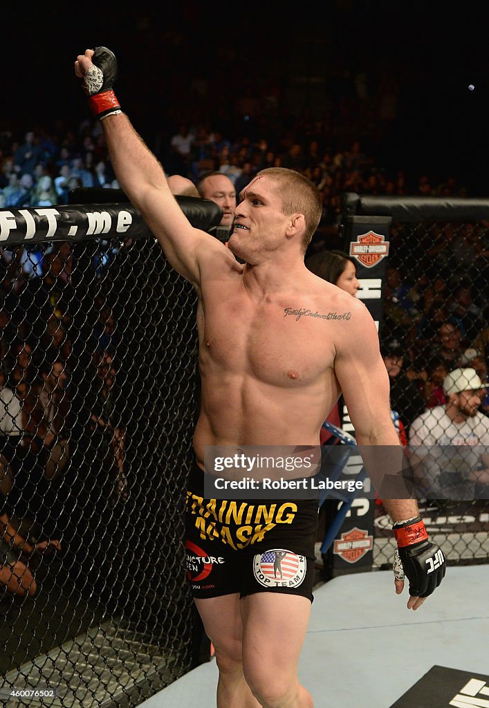 UFC 181 - Duffee v Hamilton