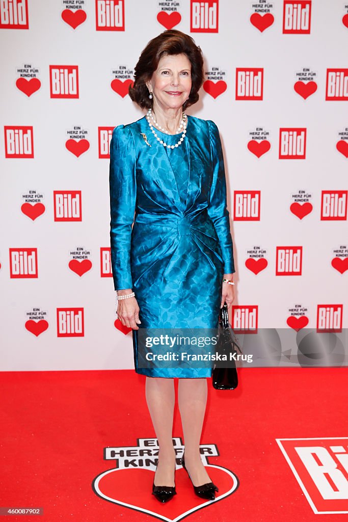 Ein Herz Fuer Kinder Gala 2014 - Red Carpet Arrivals