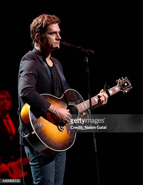 Rob Thomas performs during the 4th Annual "Home For The Holidays" Benefit Concert at Beacon Theatre on December 6, 2014 in New York City.