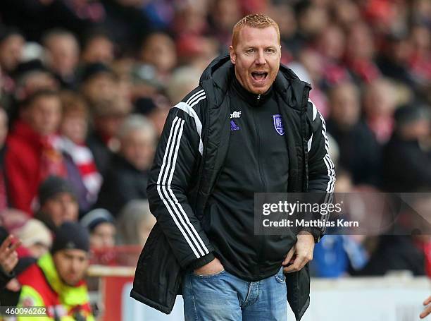 Head coach Maik Walpurgis of Osnabrueck gestures during the third league match between FC Energie Cottbus and VFL Osnabrueck at Stadion der...