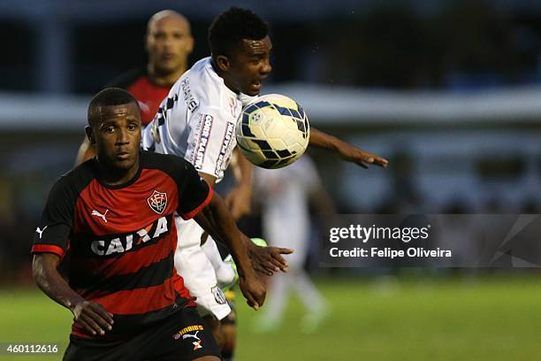 Willie of Vitoria in action during the match between Vitoria and Santos as part of Brasileirao Series A 2014 at Estadio Manoel Barradas on December...