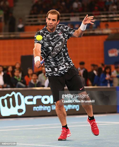 Patrick Rafter Backhand Pete Sampras Tennis Photos and Premium High Res Pictures - Getty Images