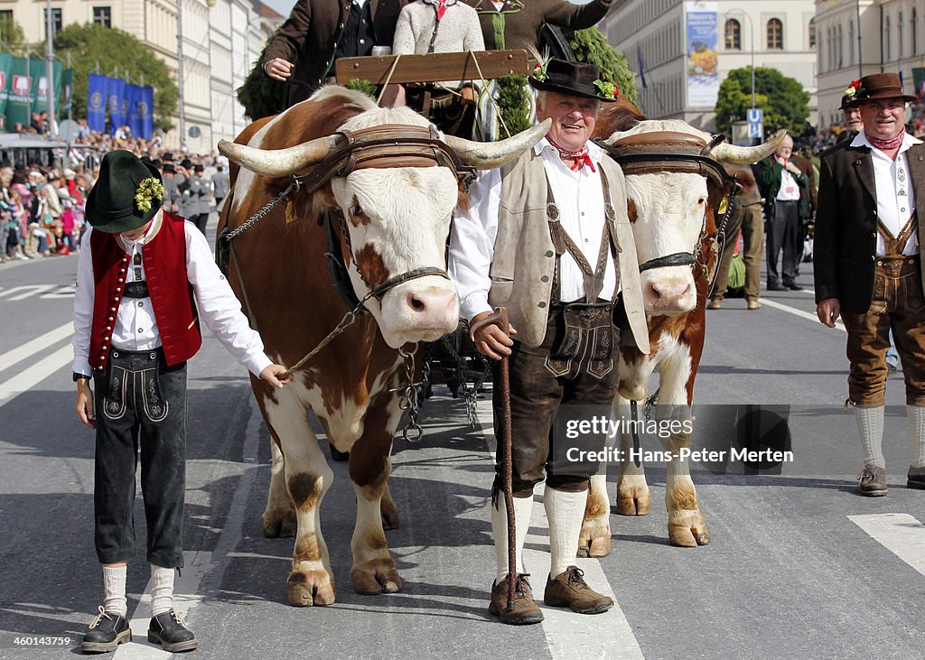 Traditional Parade at Oktoberfest, Munich, Bavaria