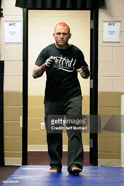 Chris Leben warms up before his middleweight bout against Uriah Hall during the UFC 168 event at the MGM Grand Garden Arena on December 28, 2013 in...