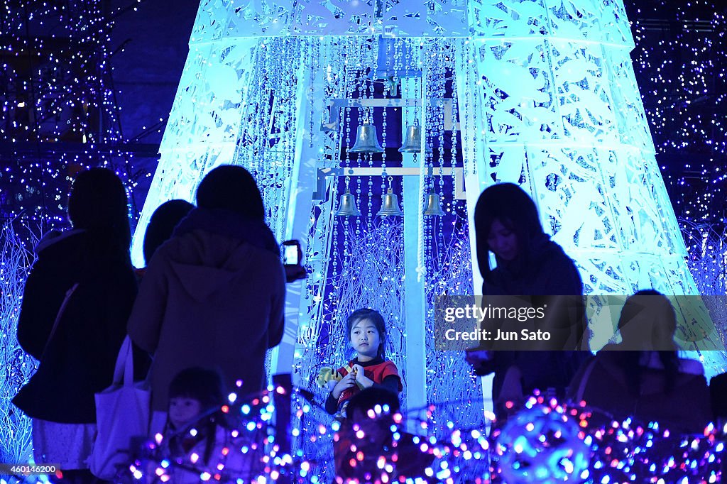 Tokyo Enjoys Christmas Illumination