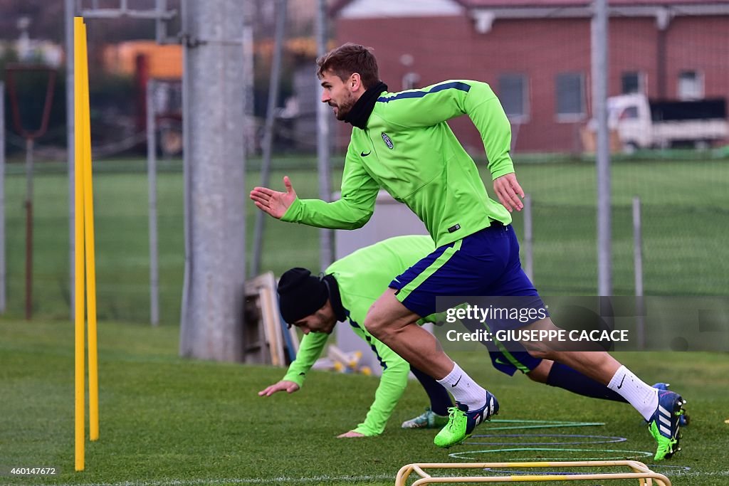 FBL-EUR-C1-JUVENTUS-TRAINING