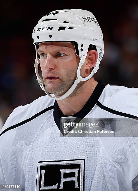 Robyn Ragehr Robyn Regehr Photos and Premium High Res Pictures - Getty Images