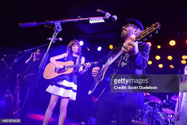 Musicians Molly Tuttle and Dave Stewart of the Eurythmics perform on stage at The Roxy Theatre on December 8, 2014 in West Hollywood, California.