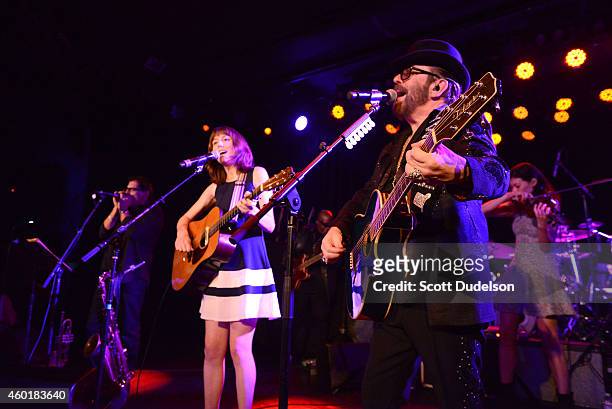 Harmonica player Jimmy Z, guitarist Molly Tuttle, violinist Ann Marie Calhoun and guitarist Dave Stewart of the Eurythmics perform on stage at The...