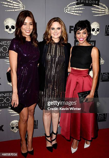 Michaela Conlin And Emily Deschanel