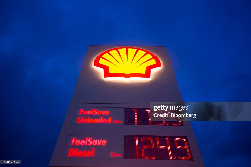 Petrol Prices At U.K. Gas Stations As Price Of Oil Continues To Fall