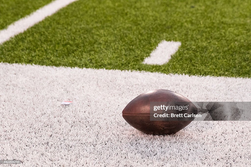 Cleveland Browns v Buffalo Bills