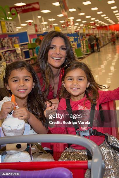 Barbara Bermudo and daughters experience Bullseye's Playground, a one-of-a-kind mobile experience powered by Google at Target at Target Dadeland...