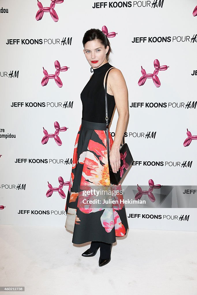 'Fashion Loves Art'- Cocktail Event Hosted By H&M  : Photocall